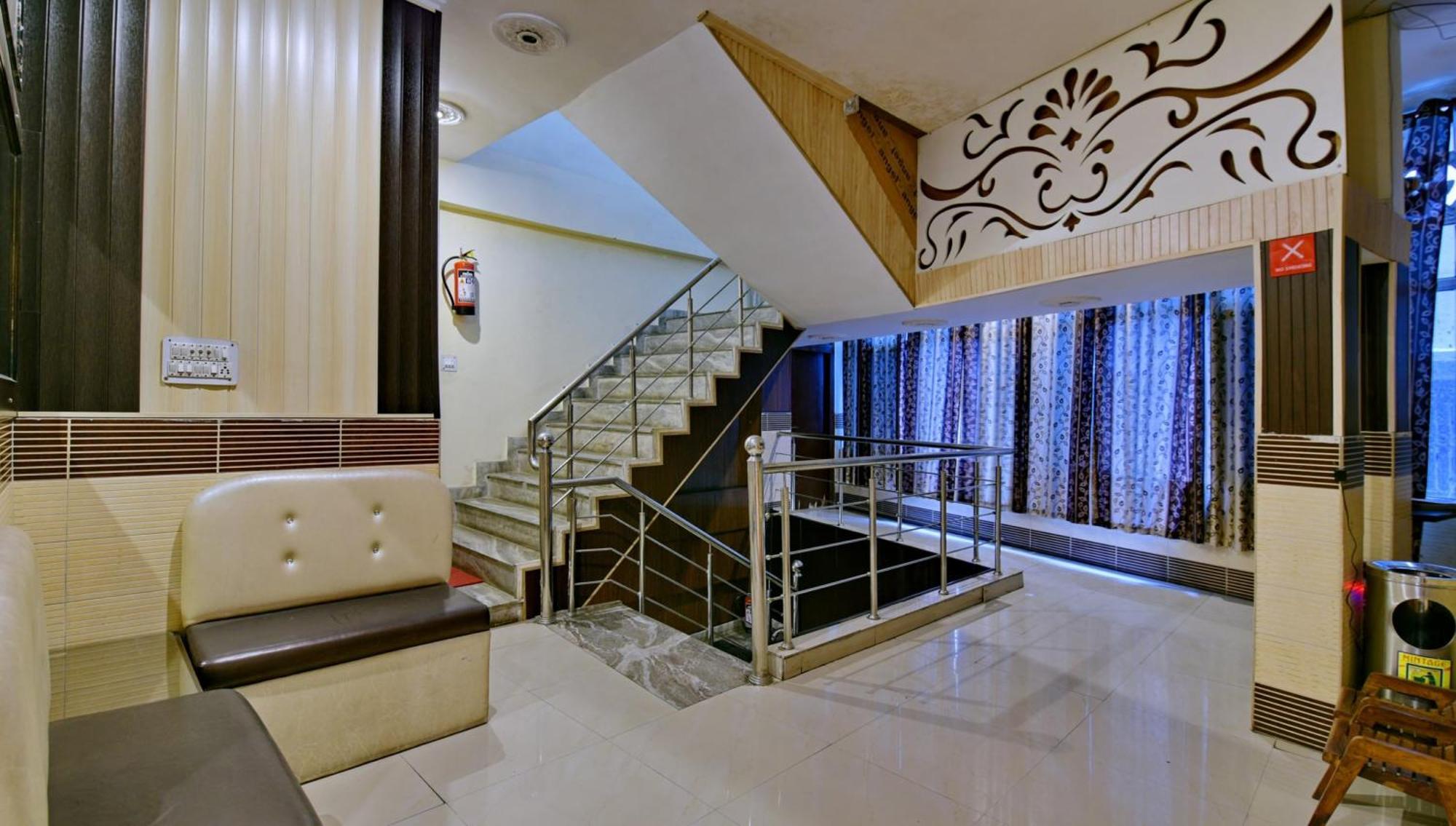 Hotel O Mehfil Hotel Jawalapur Ngoại thất bức ảnh